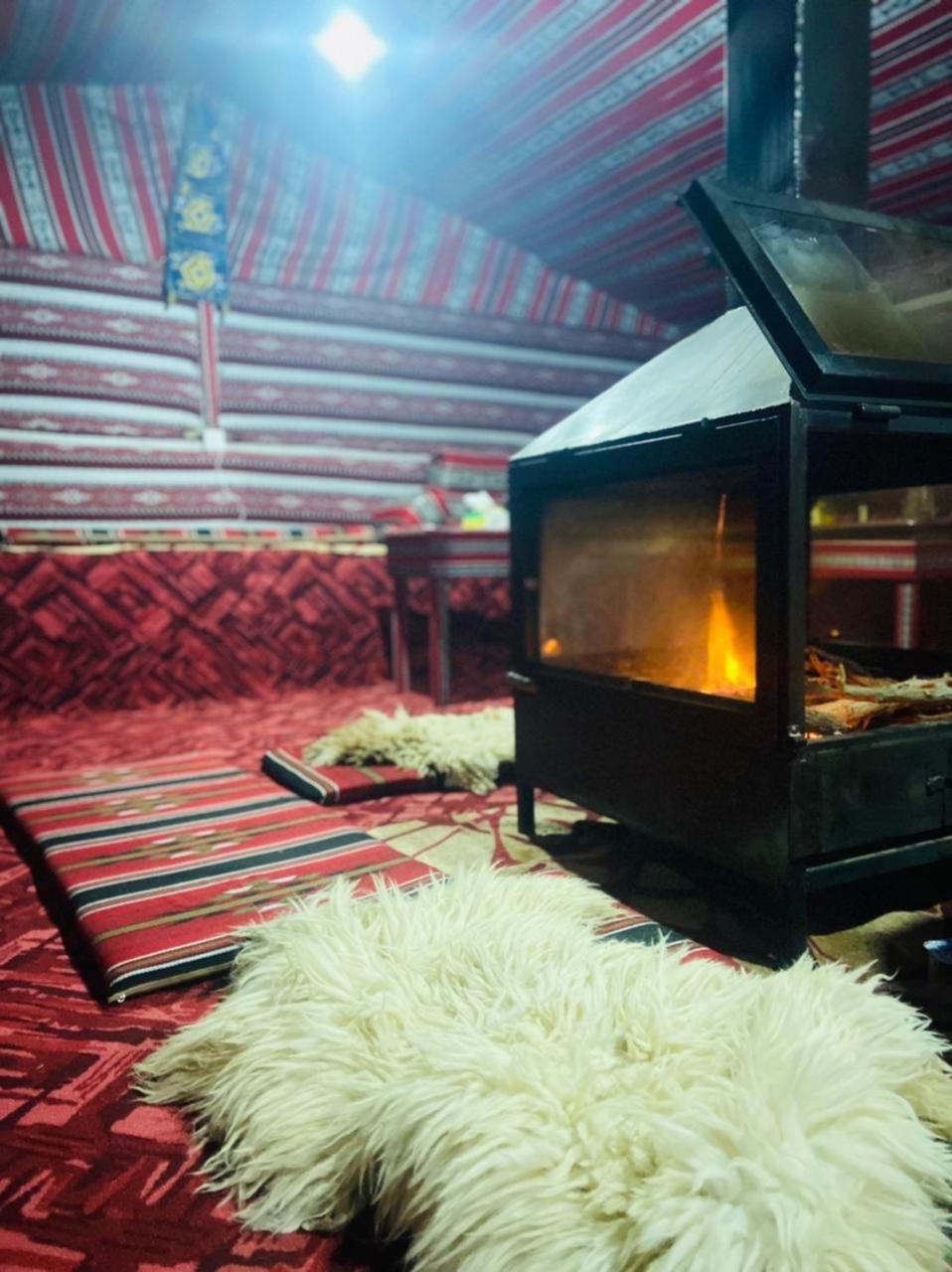 Wadi Rum Bedouin Heart Camp Luaran gambar